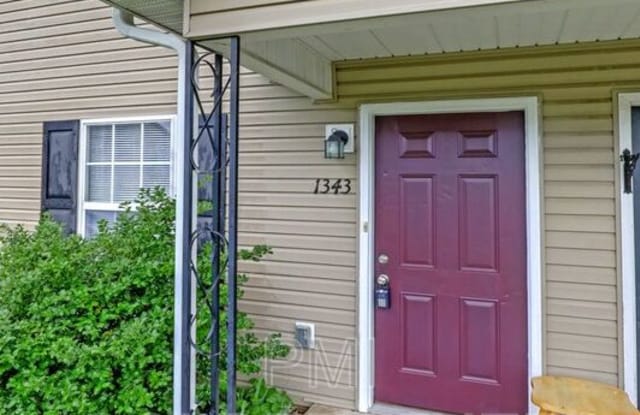 1355 Benley St - 1355 Bentley Street, Murfreesboro, TN 37130