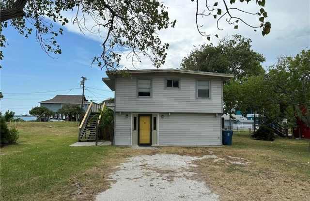 810 S Sandpiper Gallery 1