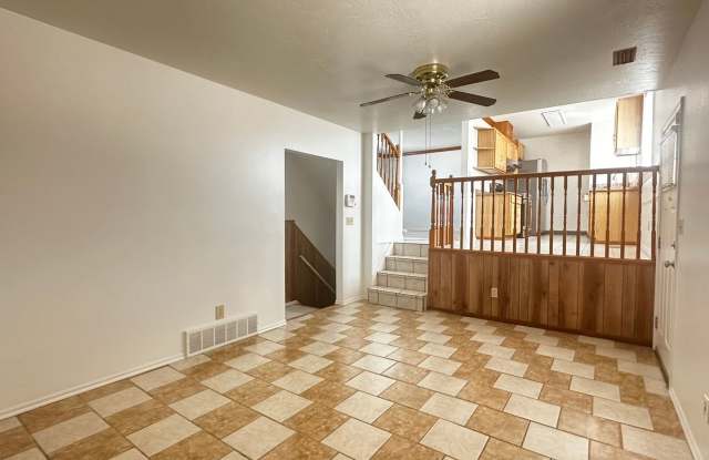 Great Home with Tons of Garage and RV Space  Now Available! Gallery 1