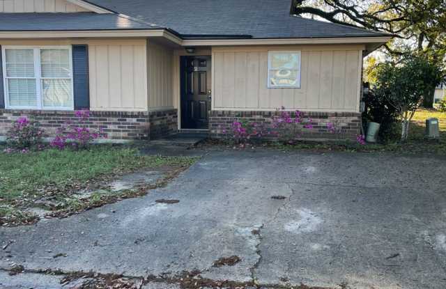 Beautiful Duplex Close to Mid-Town Savannah photos photos