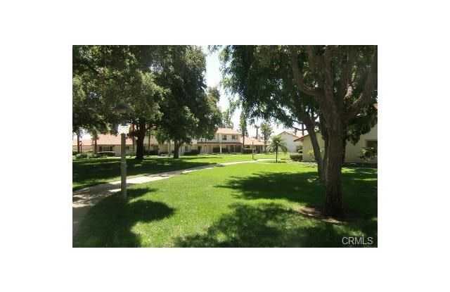 577 El Cabrillo Gallery 2