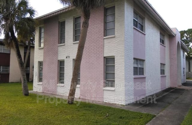 471 76th Ave N - 471 76th Avenue North, St. Petersburg, FL 33702
