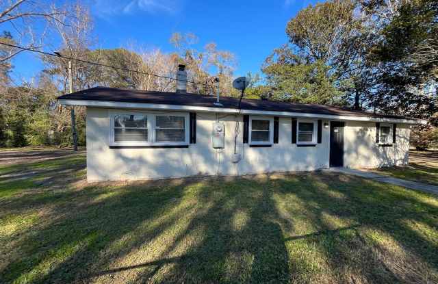 Updated Four Bedroom Home in Ogeechee Farms photos photos