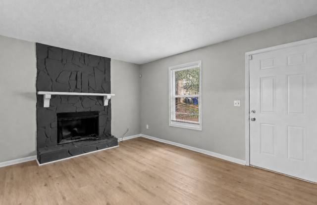 1227 Creek Forest Court Northwest Gallery 2