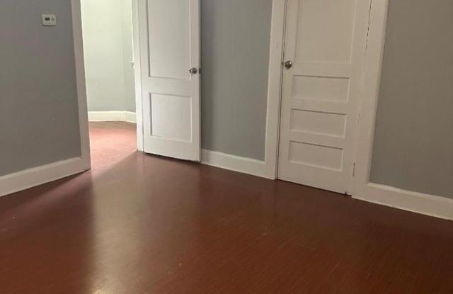 553 Bloomfield Ave photos photos