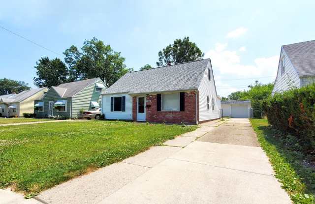 3 Bed - 1 Bath Cape Cod for Rent in Euclid photos photos 3 Bed - 1 Bath Cape Cod for Rent in Euclid photos photos