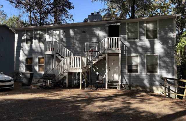 1810 Sylvan Court unit: B photos photos