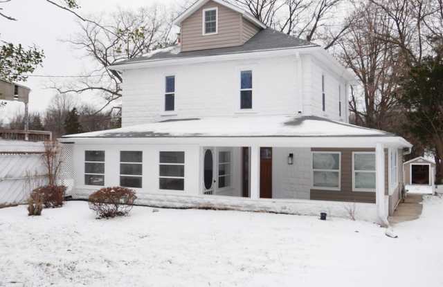 Charming 4 Bedroom House in Parkville, MD photos photos