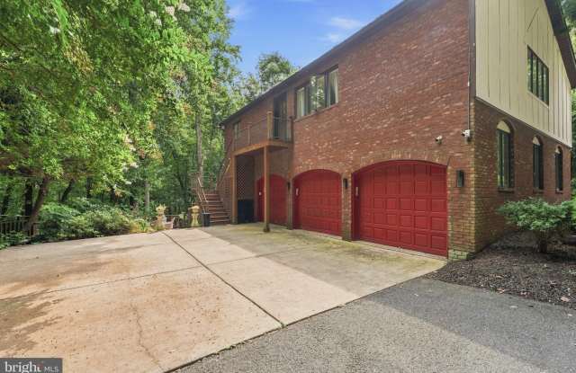 25 HIGHFIELD Court Gallery 2