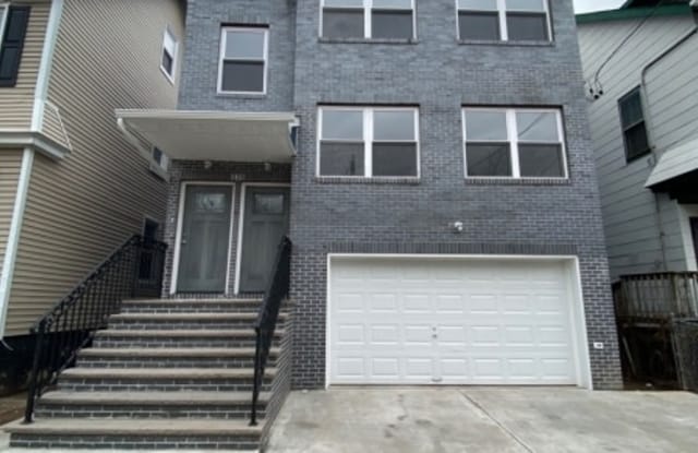335-337 S 20TH - 335-337 South 20th Street, Newark, NJ 07103