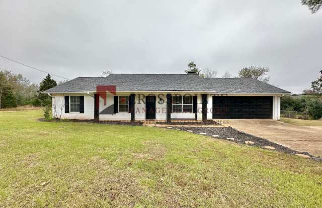 Charming Single-Story Brick Home Available! Whitehouse ISD! photos photos