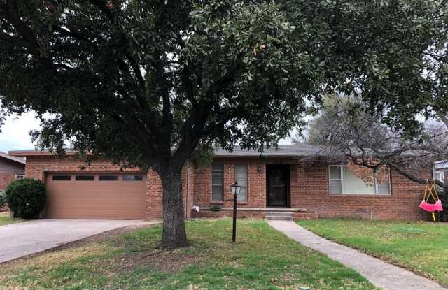 2213 Delker Drive Gallery 2