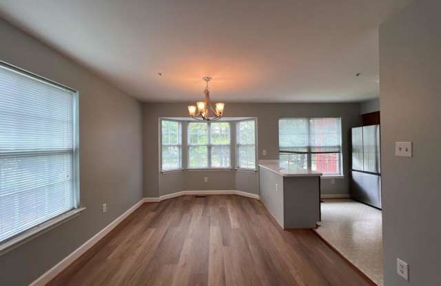 6402 View Point Ct Gallery 4