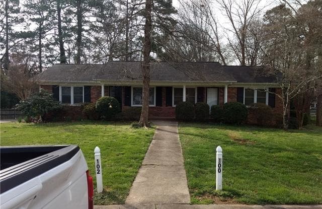 102 Kennedy Road - 102 Kennedy Dr, Lincolnton, NC 28092