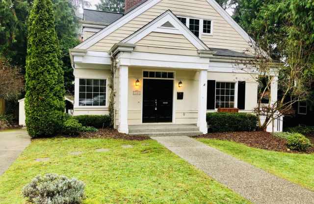 Wedgwood Home - 2746 Northeast 88th Street, Seattle, WA 98115