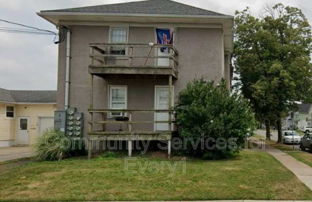 247 Roesch Ave photos photos