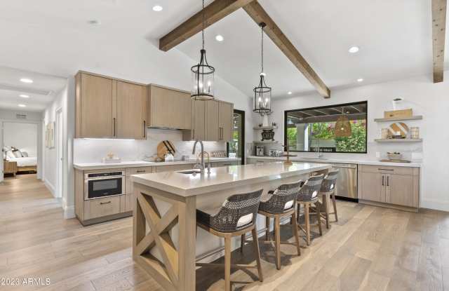 8328 E CALLE DE ALEGRIA -- Gallery 3