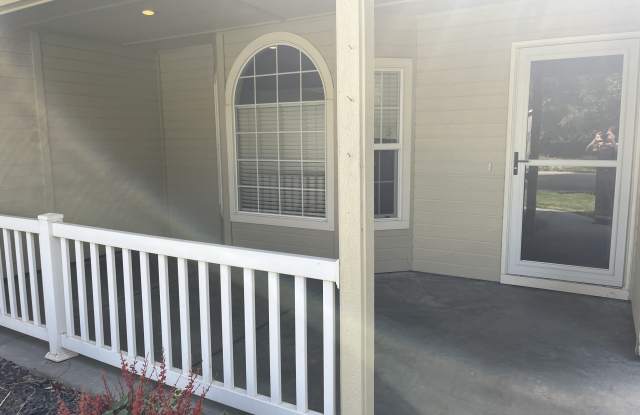 16935 North Denemere Loop Gallery 2