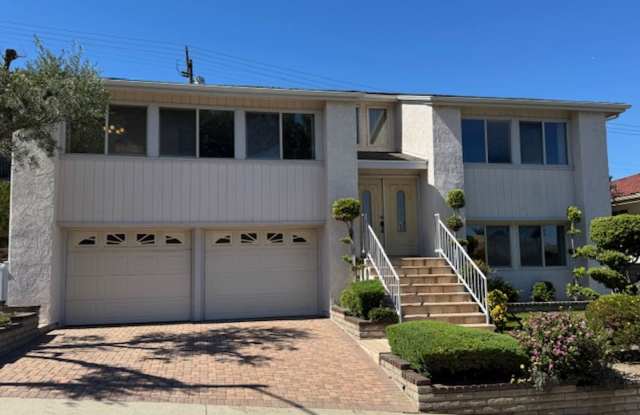Newly Renovated 4 Bedroom 3 Bath Home with 2 Car Garage, Washer/Dryer hook-ups and Ocean/Harbor views photos photos