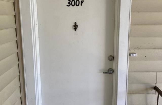 300 CHEROKEE COURT photos photos