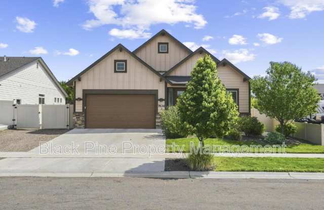 7634 Wagons West Avenue photos photos