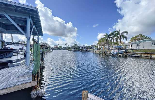 265 Inlet Avenue - 265 Inlet Avenue, Merritt Island, FL 32953