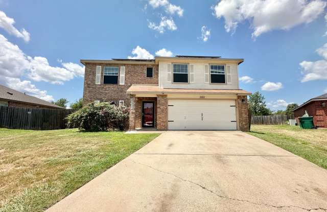 Viewable August 20th! Cul De Sac Home For You!! photos photos
