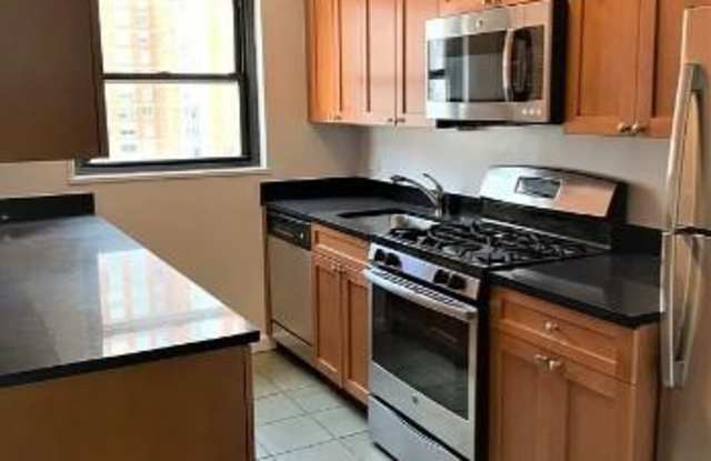 350 West 51st Street - 350 West 51st Street, New York City, NY 10019