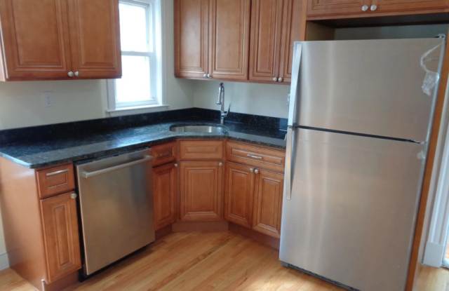 16 Templeton Pkwy. photos photos