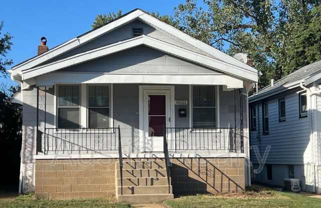 6221 Fyler Ave photos photos