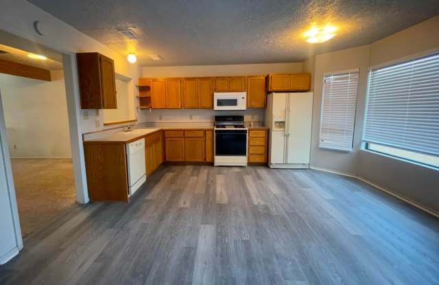 DL Sargent photos photos