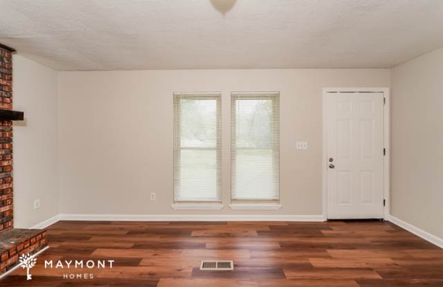 370 Avon Circle Gallery 3
