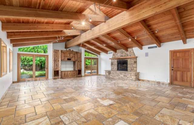 6319 N Mockingbird Ln - 6319 North Mockingbird Lane, Paradise Valley, AZ 85253