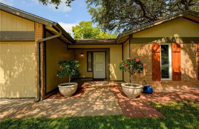 7402 Loganberry Drive Gallery 2