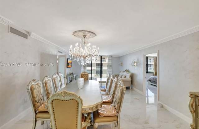 9801 Collins Ave Gallery 2