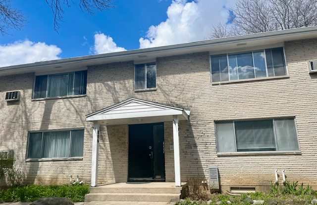 814 Mayfair Avenue -4 photos photos