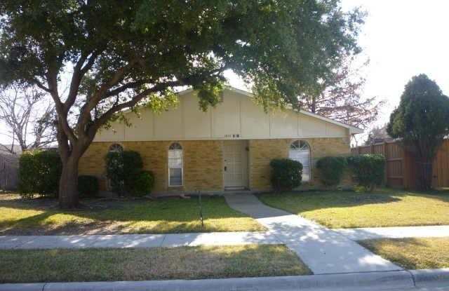 4840 ASH GLEN Lane Gallery 3