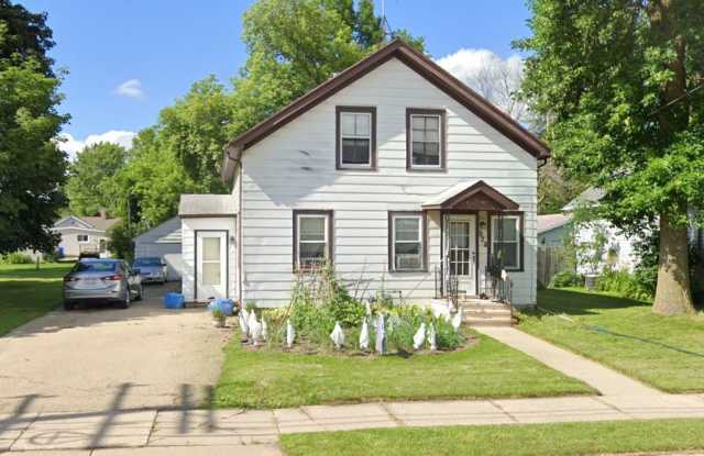 928 Kamps Avenue photos photos