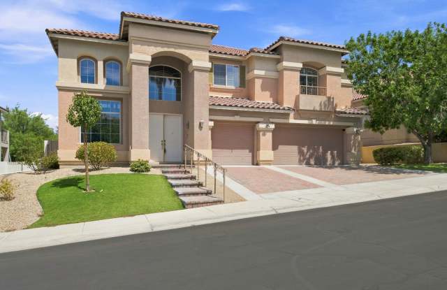 MOVE-IN READY 2-STORY 5-BEDROOM HOME IN GATED COMMUNITY IN SEVEN HILLS - HENDERSON! Gallery 1