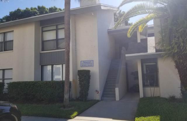 Ground Floor Condo At Park Lake, A Waterfront Community photos photos