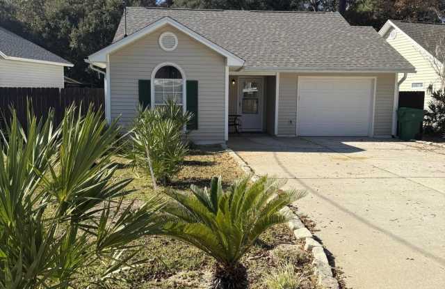 99 NE Opp Boulevard - 99 Opp Boulevard Northeast, Cinco Bayou, FL 32548