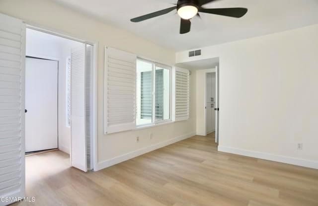 11738 Moorpark Street photos photos