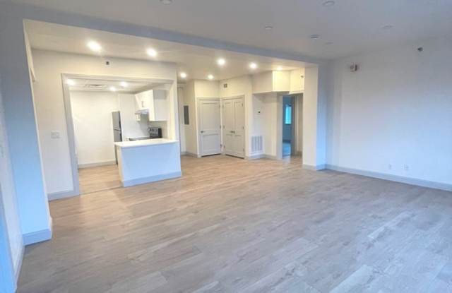 475 Commonwealth Ave photos photos