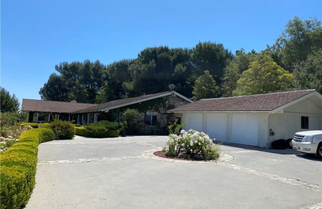 1 Chestnut Lane - 1 Chestnut Lane, Rolling Hills, CA 90274