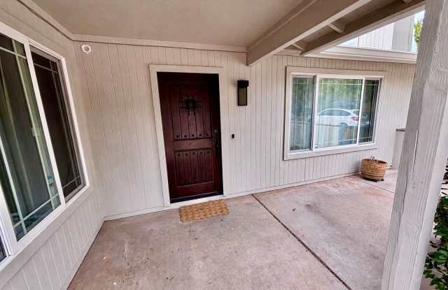 Unfurnished, 1-Year Long-Term Rental Gallery 3