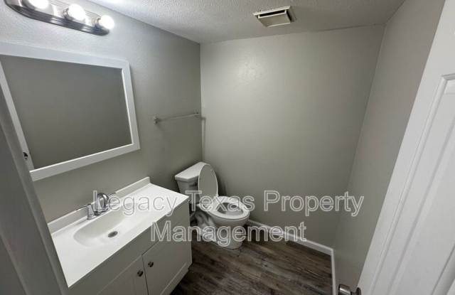 1608 Sun Valley Dr Gallery 3