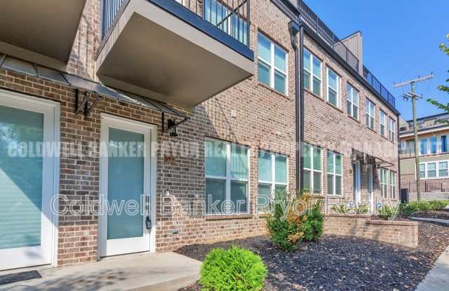 913 South Greenwood Avenue - 1 Gallery 2