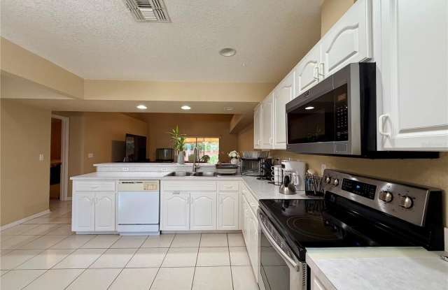 1762 GREY FOX Drive Gallery 3