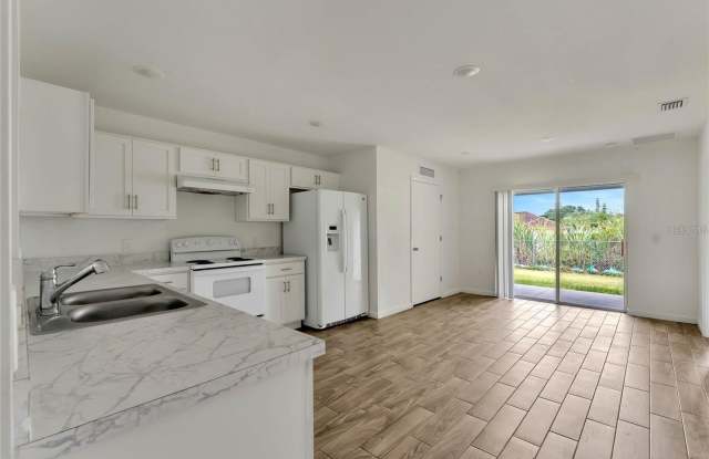 808 ABBEVILLE Court Gallery 3