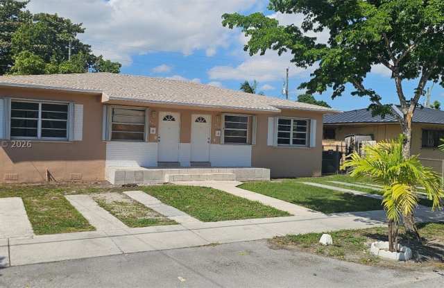 462 NW 25th Ct Gallery 1